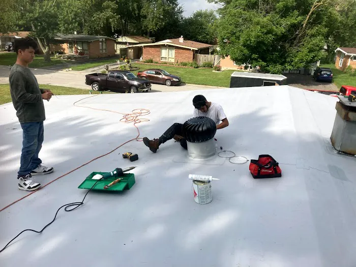 M.Y. ROOFING LLC Picture 3