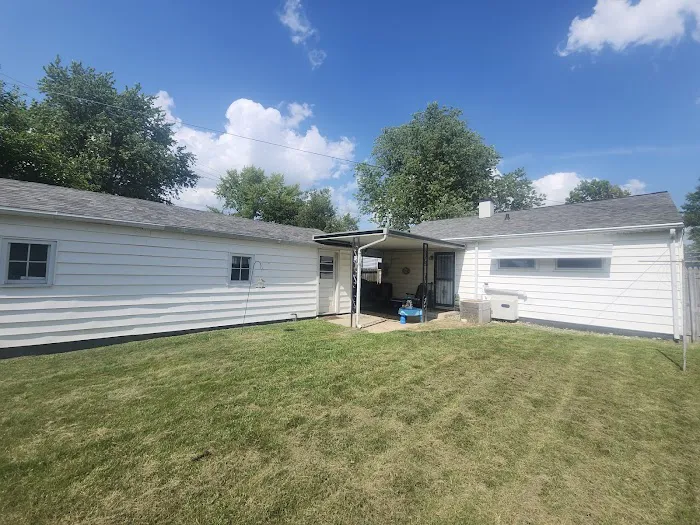 Locke & Ladder Picture 1