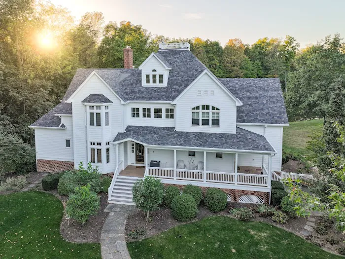 Locke & Ladder Picture 5