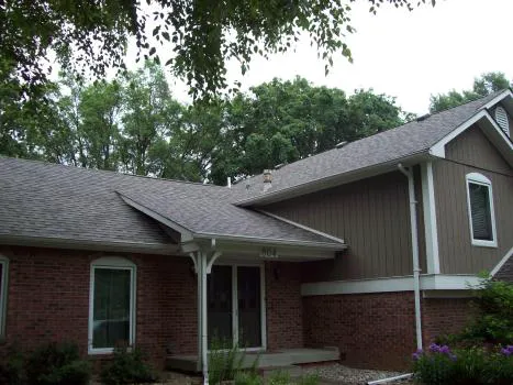 C & M Roofing, LLC Picture 1
