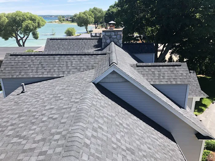 Ridge Exteriors Picture 3