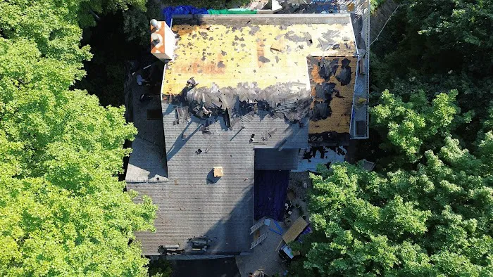 Big Top Roofing, Siding, and Dumpster Rental Picture 3