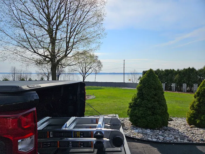 Big Top Roofing, Siding, and Dumpster Rental Picture 8