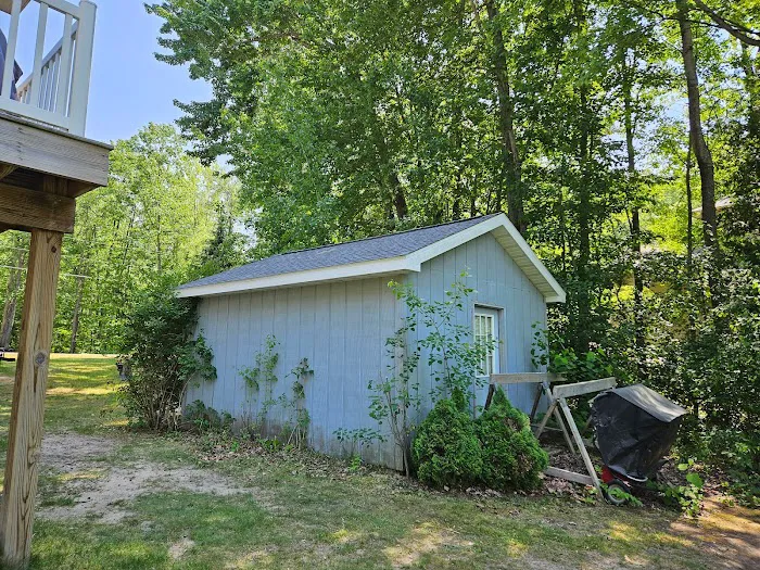 Big Top Roofing, Siding, and Dumpster Rental Picture 9