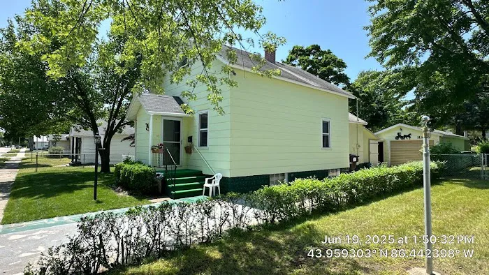 One Way Exteriors Roofing Gutter & Windows Picture 4