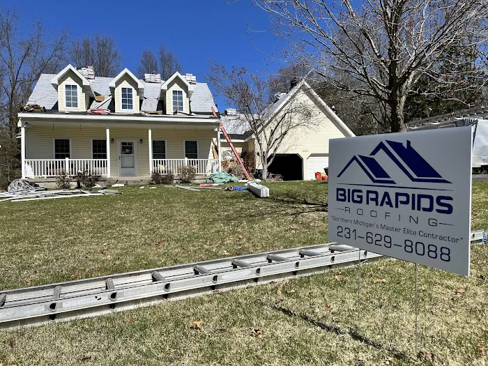 Big Rapids Roofing Picture 5