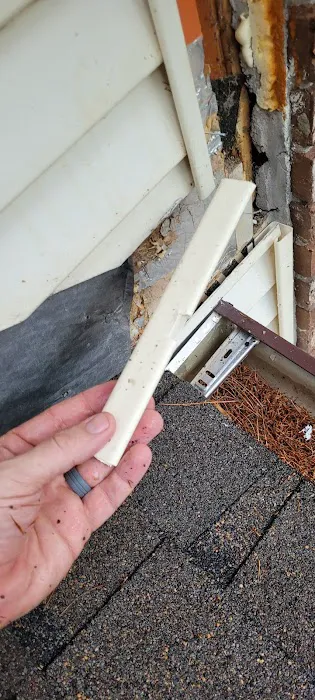 Schmidt Roofing & Construction Picture 3