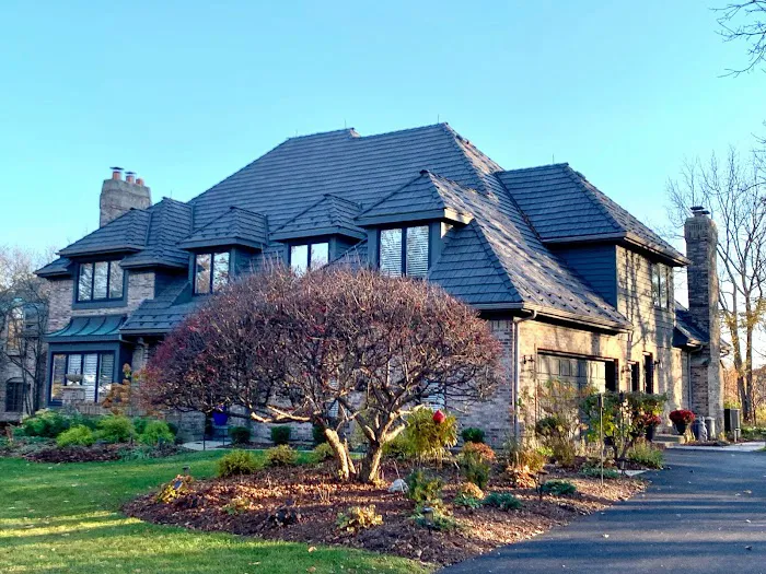 Legend Exteriors & Construction Picture 2