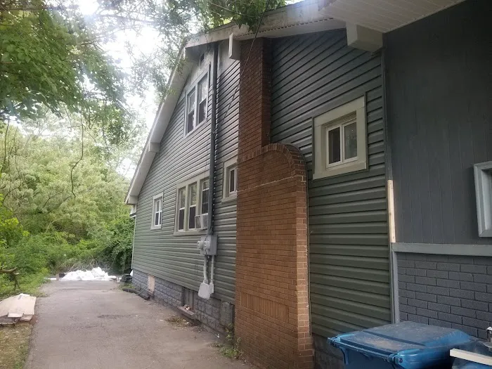 Cochran Exteriors Picture 9