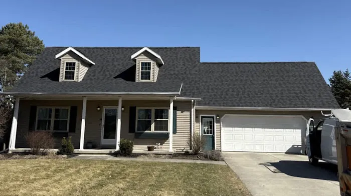 Buckeye Roofing & Maintenance Picture 2