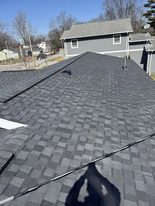 Buckeye Roofing & Maintenance Picture 5