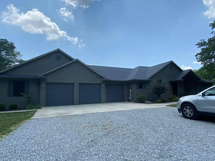 Evans Roofing - Lima/Findlay Area Picture 3