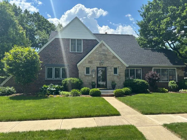 Hinkle & Van Dine Roofing, LLC DBA Hinkle Roofing & Exteriors Picture 2