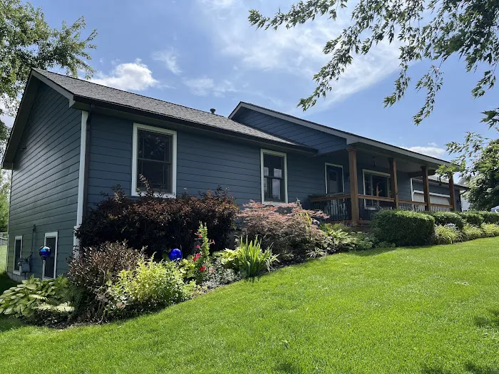 Midwest Exteriors LLC Picture 3