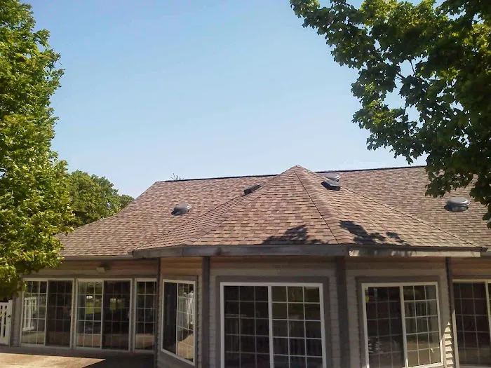 Grand Traverse Roofing Picture 1