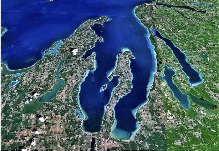 Grand Traverse Roofing Picture 4