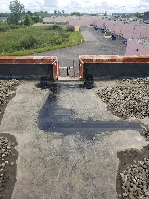 G Freeland Roofing Systems Inc Picture 2