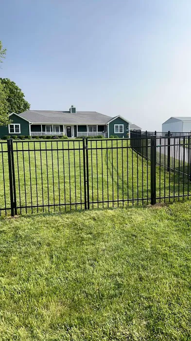 Guarantee Roofing and Fence Picture 7