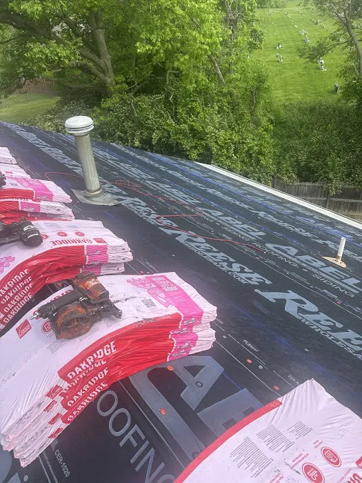 R & R Roofing LLC Picture 4