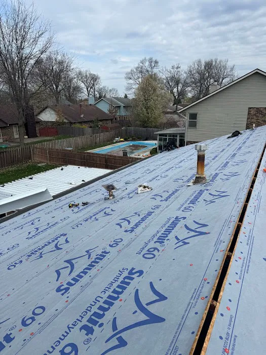 Reyes Quality Roofing Picture 7