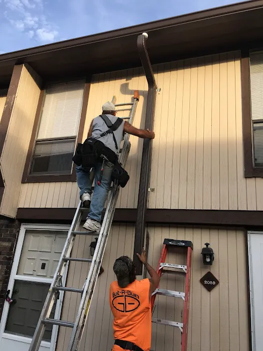 Gut-R-Dun Exteriors Picture 8