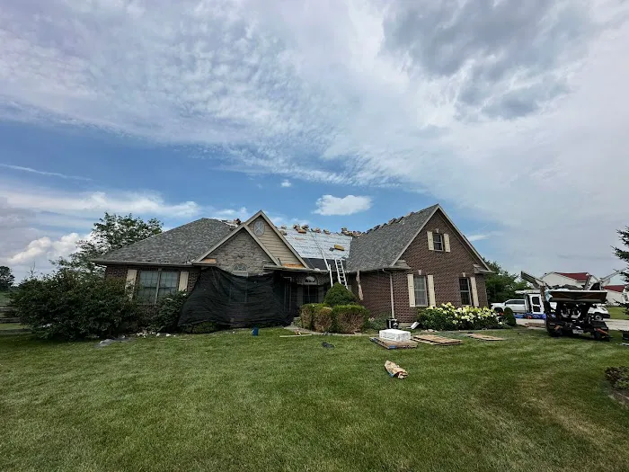 Eal Roofing LLC Picture 1