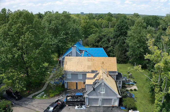 Eal Roofing LLC Picture 4