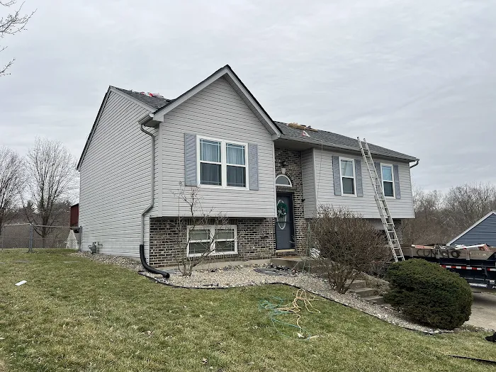 Avsten Roofing & Construction Picture 3