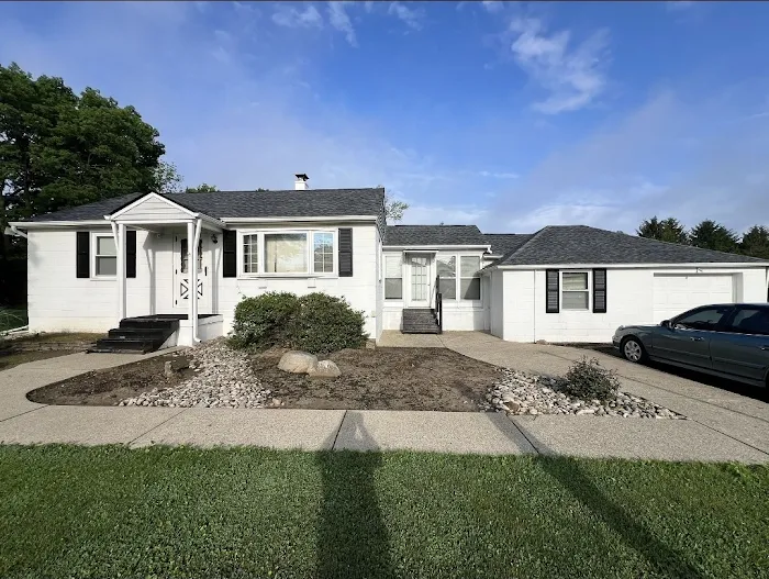 Avsten Roofing & Construction Picture 10