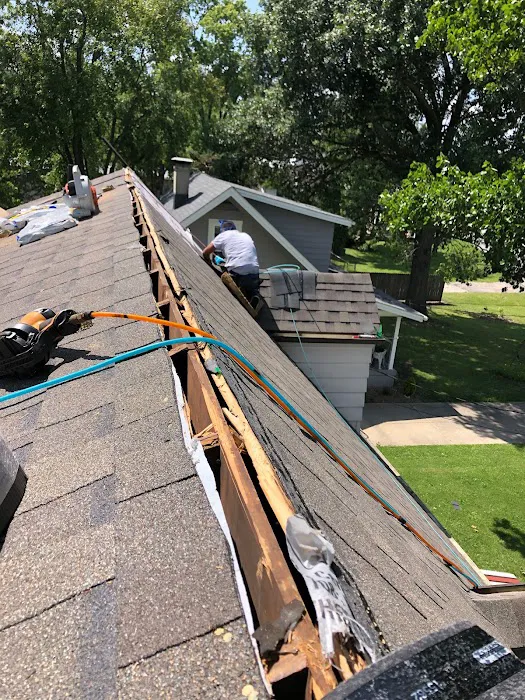 Artcris Roofing Picture 3