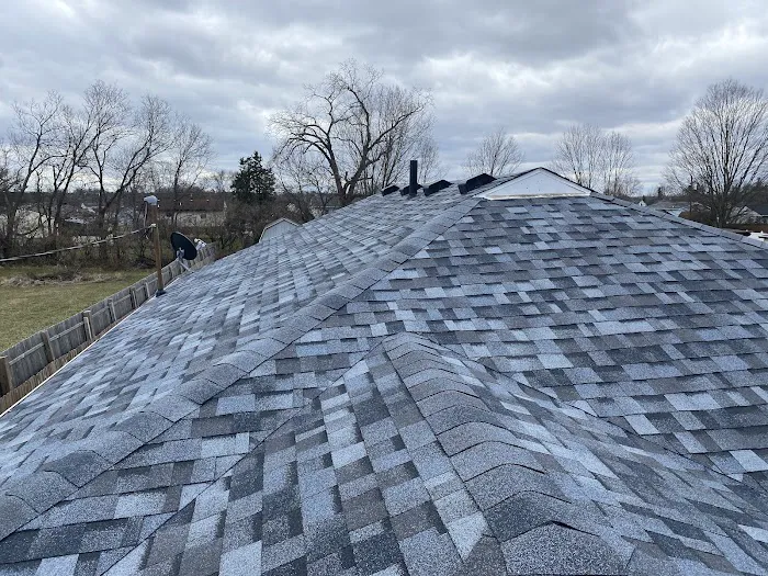 WOODS Roofing & Exteriors LLC Picture 2