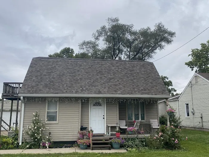 WOODS Roofing & Exteriors LLC Picture 6