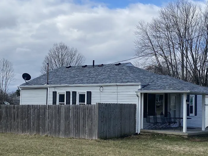 WOODS Roofing & Exteriors LLC Picture 9