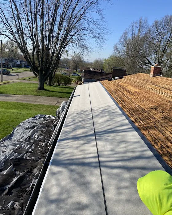 WOODS Roofing & Exteriors LLC Picture 10