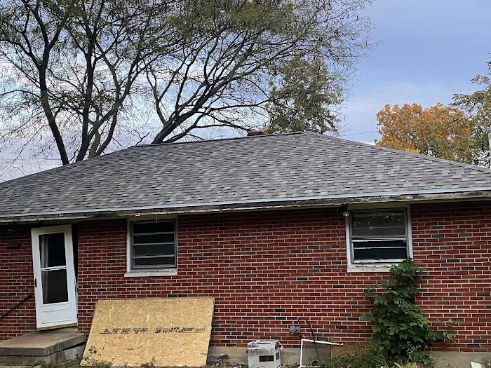 Castro Roofing and Siding LLC Picture 4