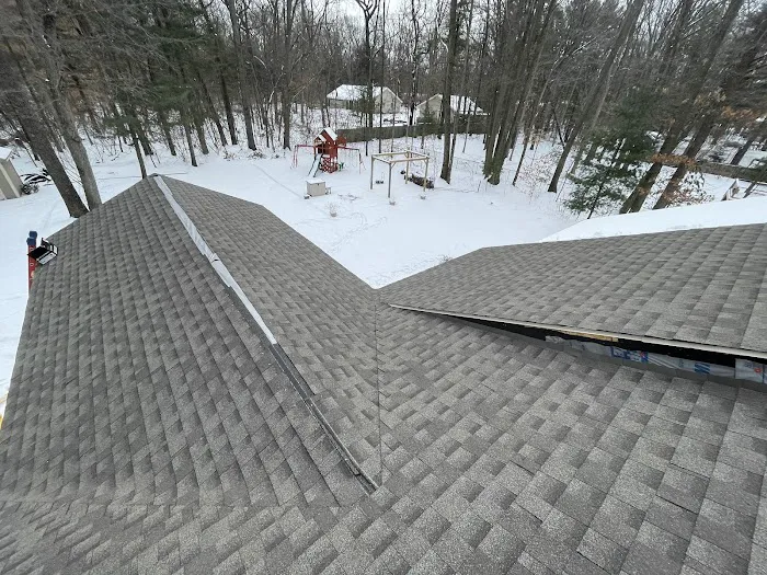 AAA Roofing LLC Picture 7
