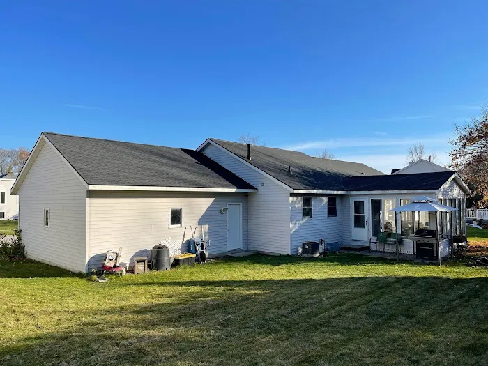 Perfectly SQ Exteriors Picture 4