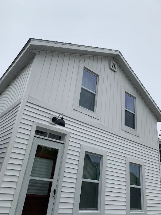 Perfectly SQ Exteriors Picture 7