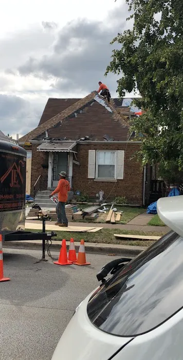 J E Roofing & Construction Picture 1