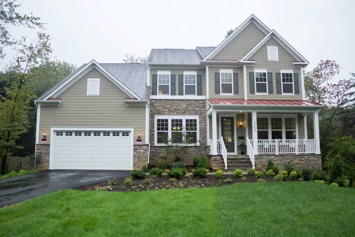 GRC Roofing & Restoration Picture 2