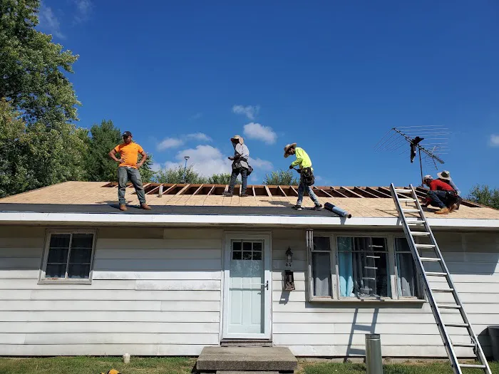 M&P ROOFING LLC Picture 6