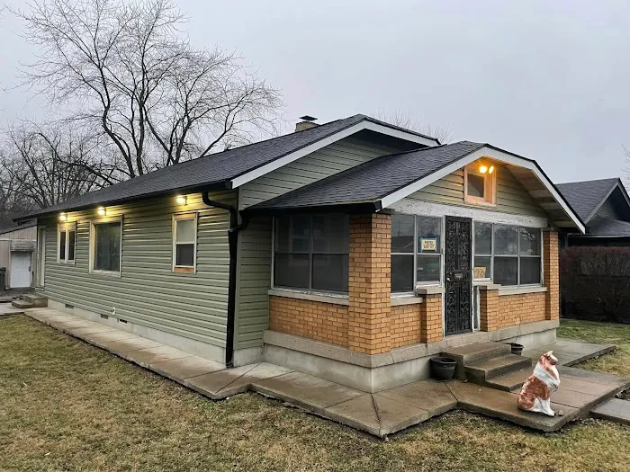 Red Umbrella Roofing Picture 4