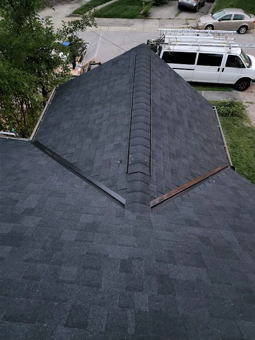Mendoza Roofing LLC Picture 3