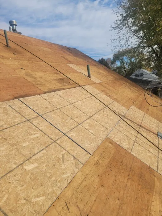 Mendoza Roofing LLC Picture 4