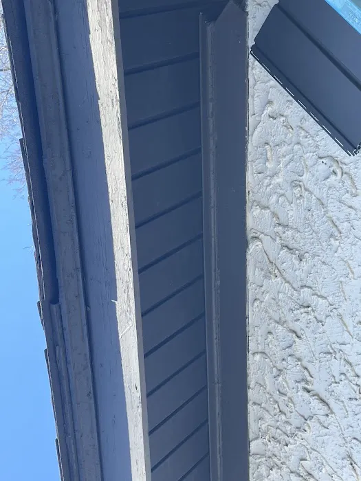 Reputable Roofing & Remodeling Picture 3