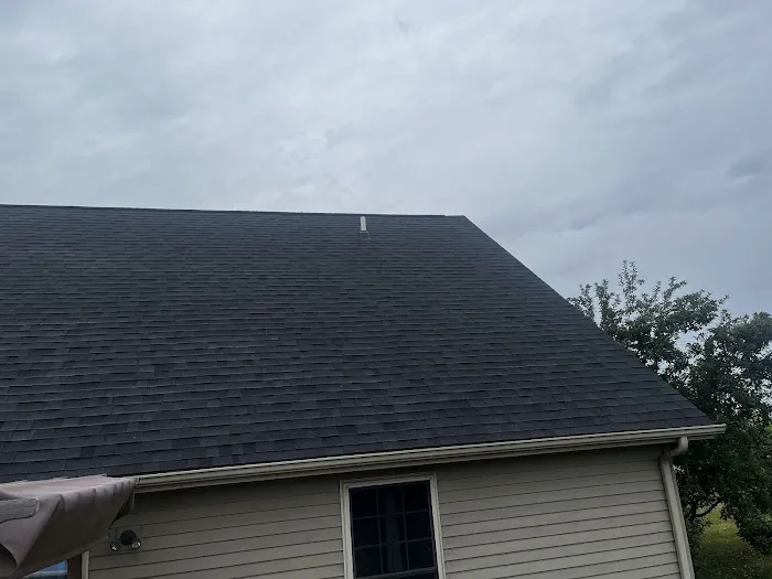 Moore's Roofing Inc Picture 4