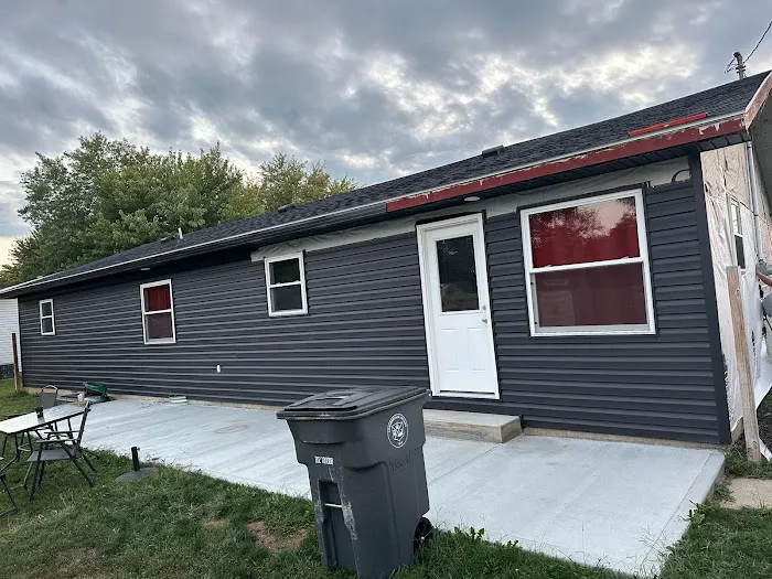 E Sagastume Llc Picture 2