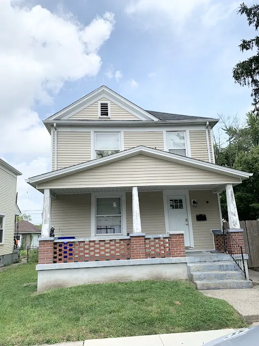 Centro America Roofing Picture 1