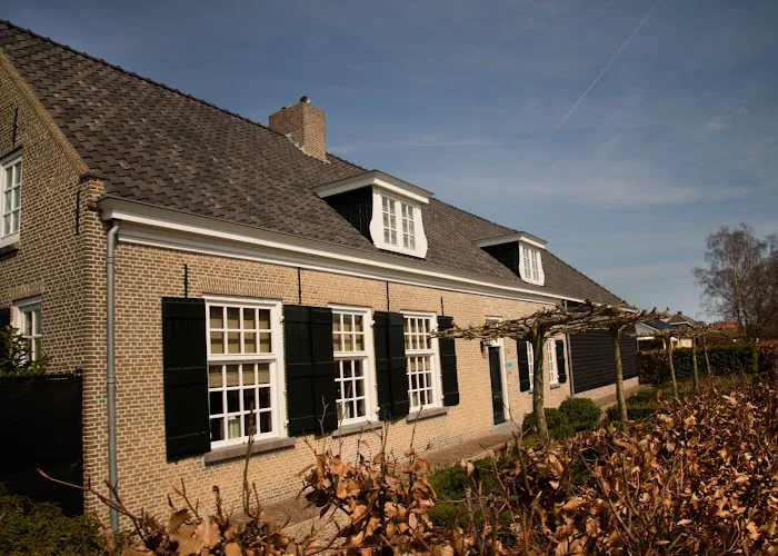 Morales Roofing LLC Picture 8