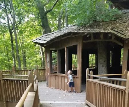 Perry St Clair Roofing Co